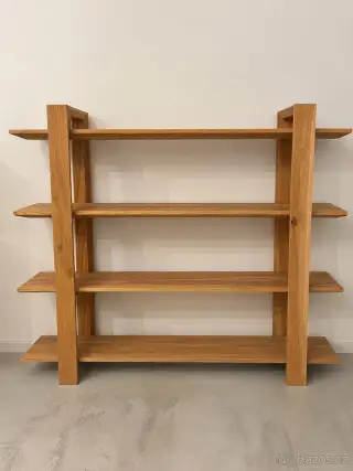 Masivní dubový regál/knihovna