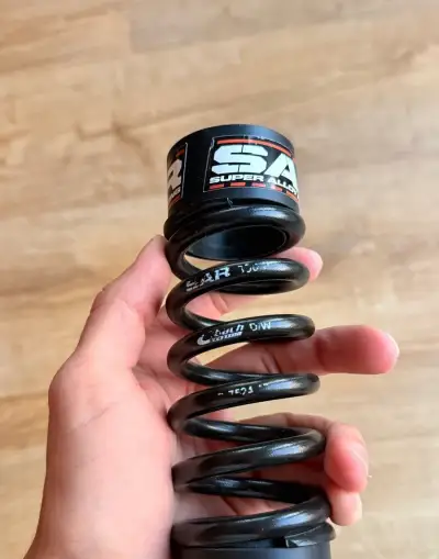 Pružina tlumiče SAR (Super Alloy Racing) Eibach