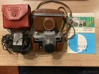 Fotoaparát Kijev 4-4A