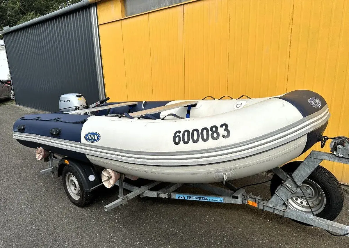 Motorový člun ZODIAC ZOOM s motorem HONDA BF20