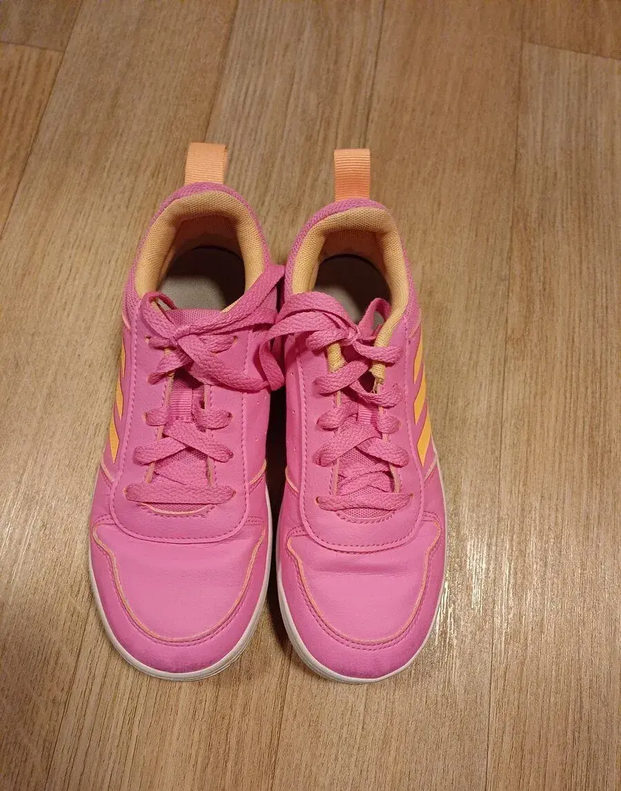 Sálové boty Adidas