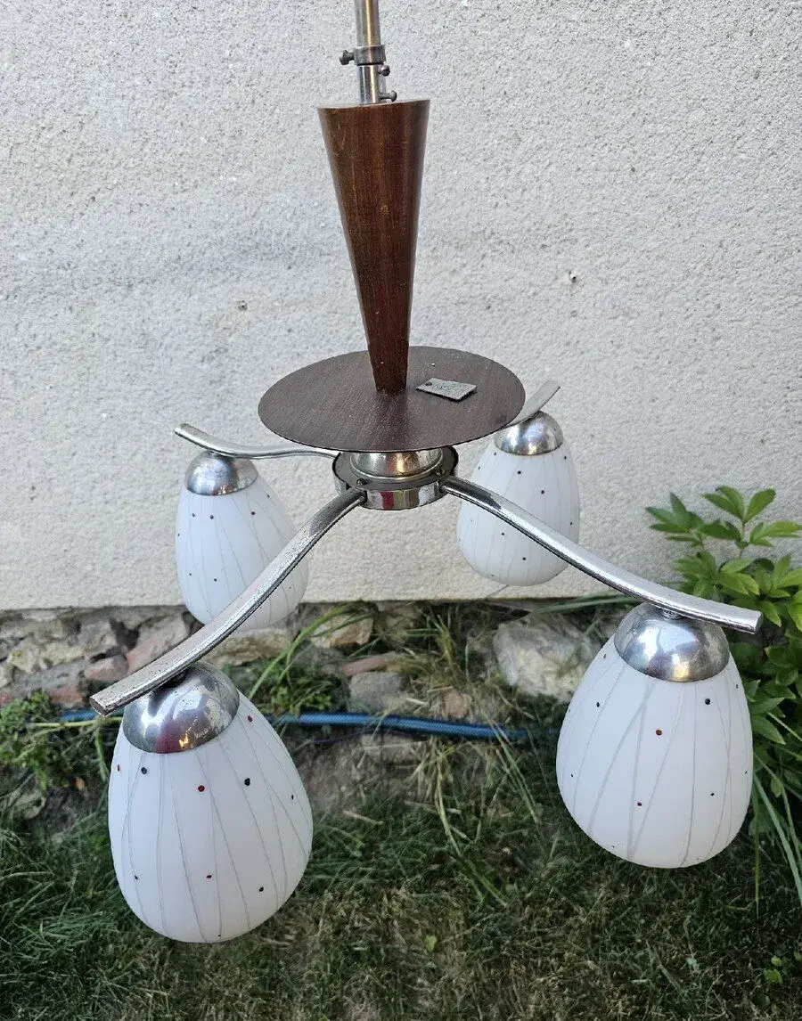 retro lustr