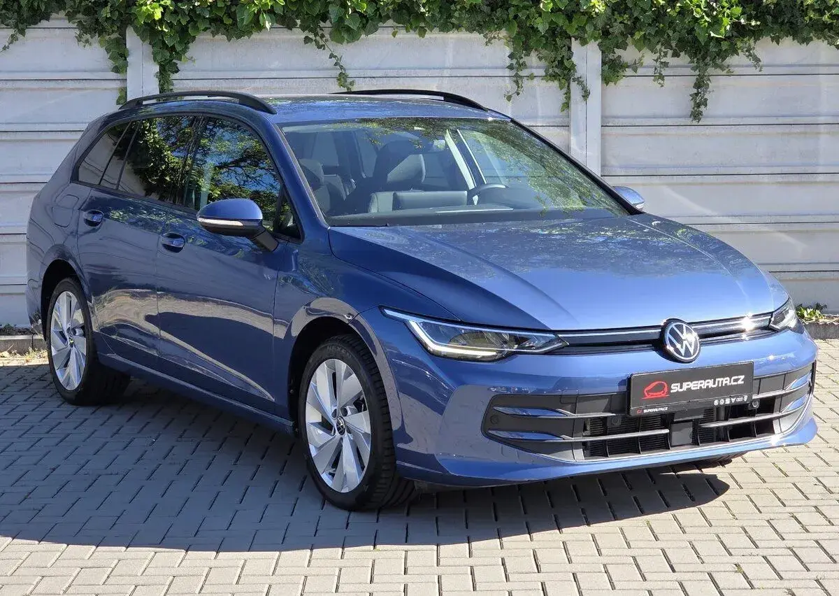 Volkswagen Golf – 2025, 22 297 km