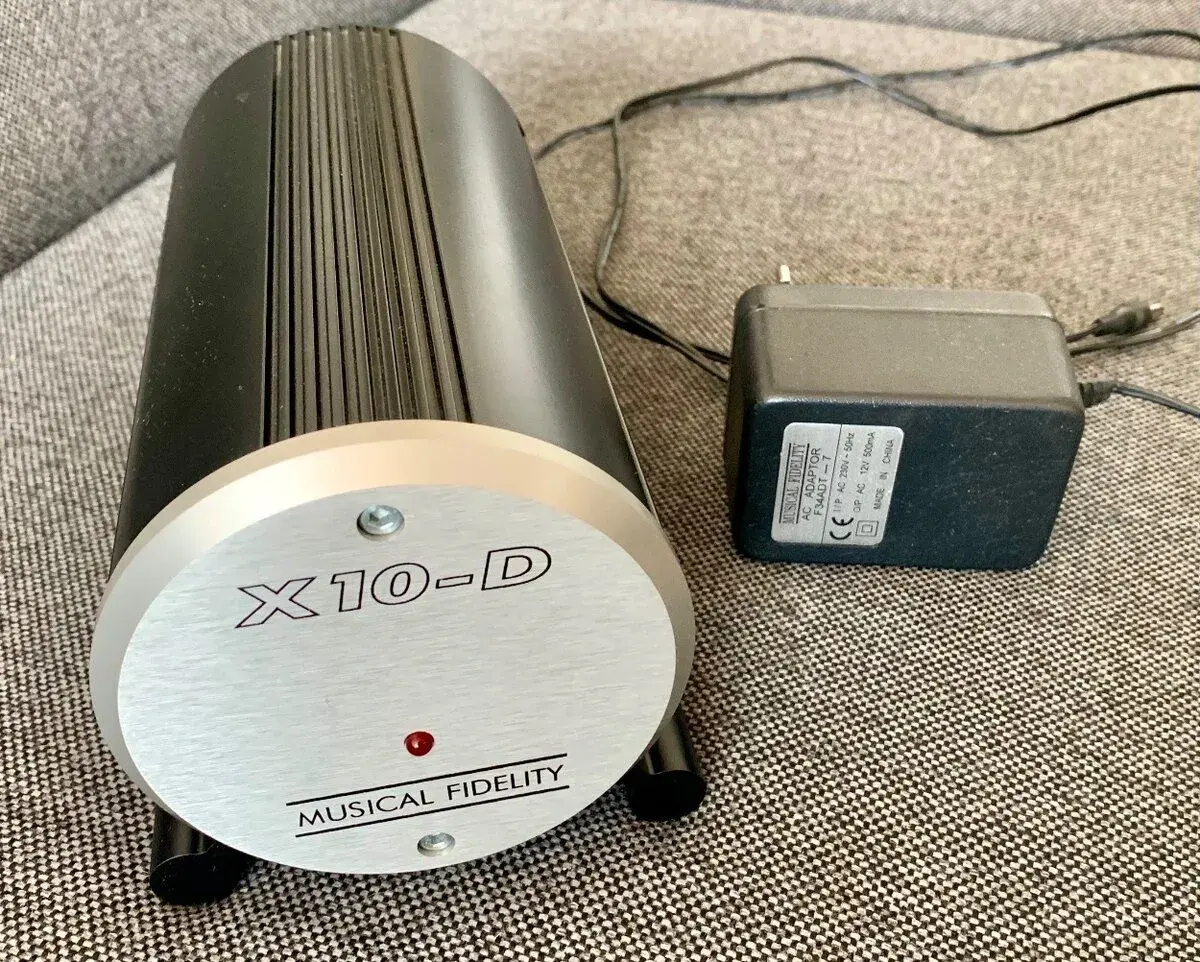 Musical Fidelity X10-D tube buffer