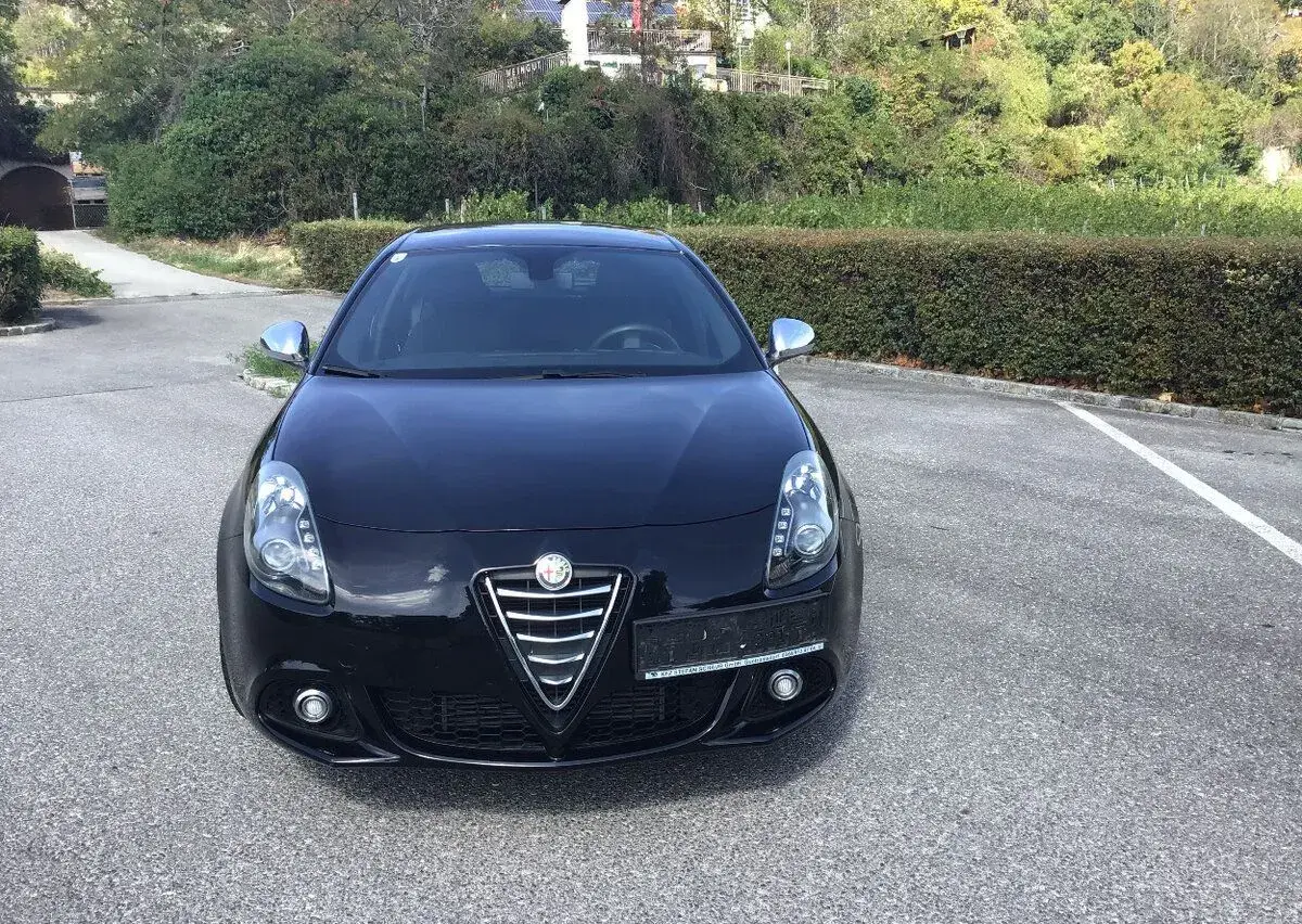 Alfa Romeo gulieta – 2016, 65 000 km
