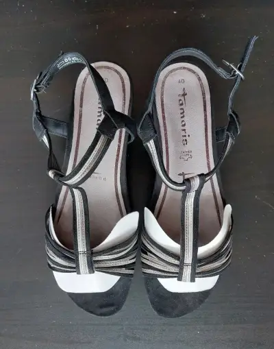 Tamaris sandály vel.40