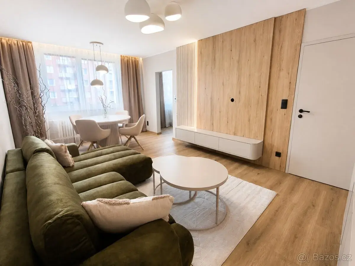 Prodej bytu 3+kk 72 m² Hraniční Olomouc komplet rekonstrukce