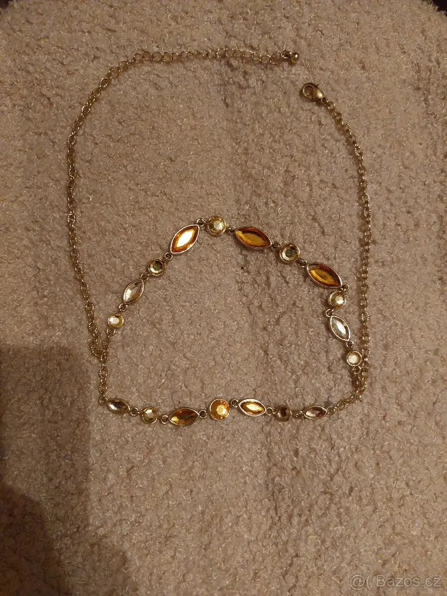 Zářivý vintage náhrdelník Avon