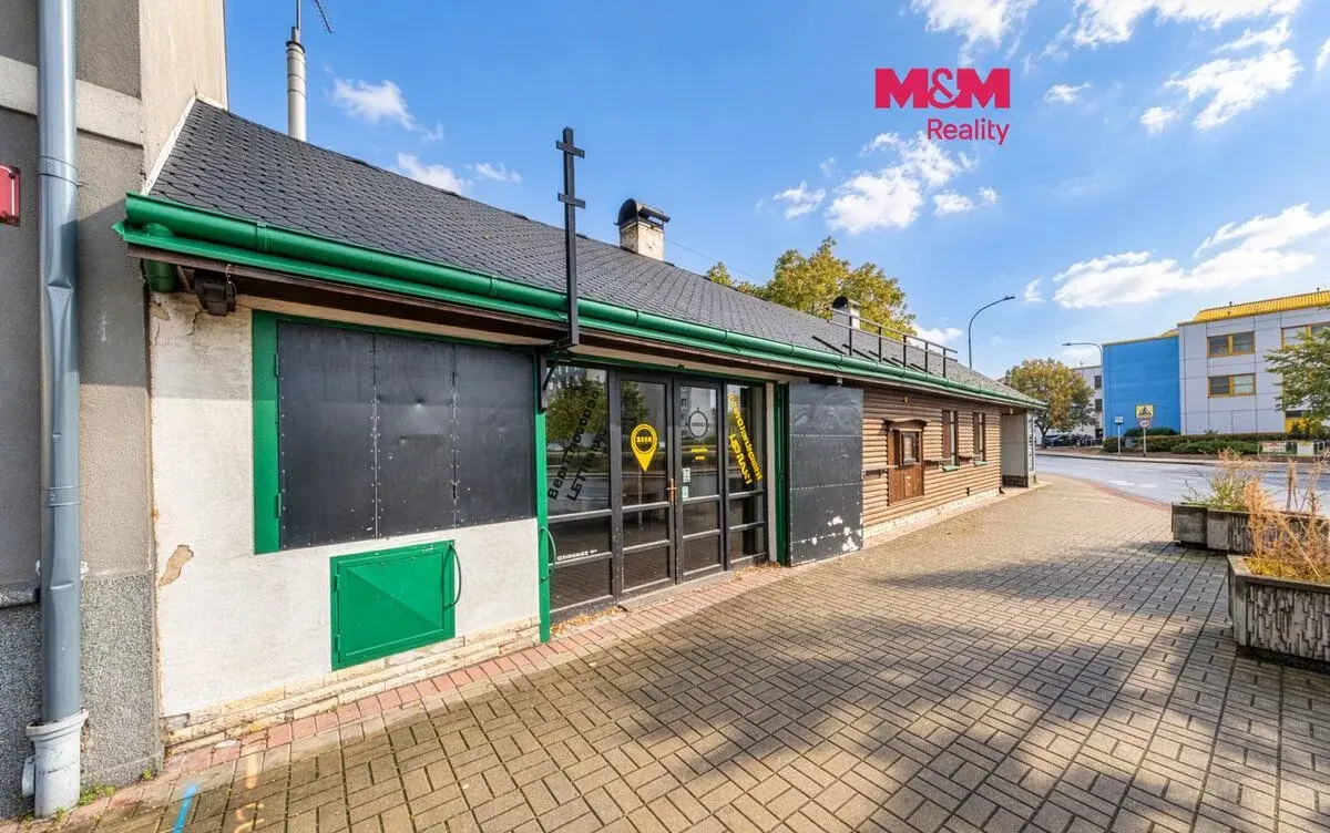 Pronájem restaurace, stravování, 161 m², Praha 9