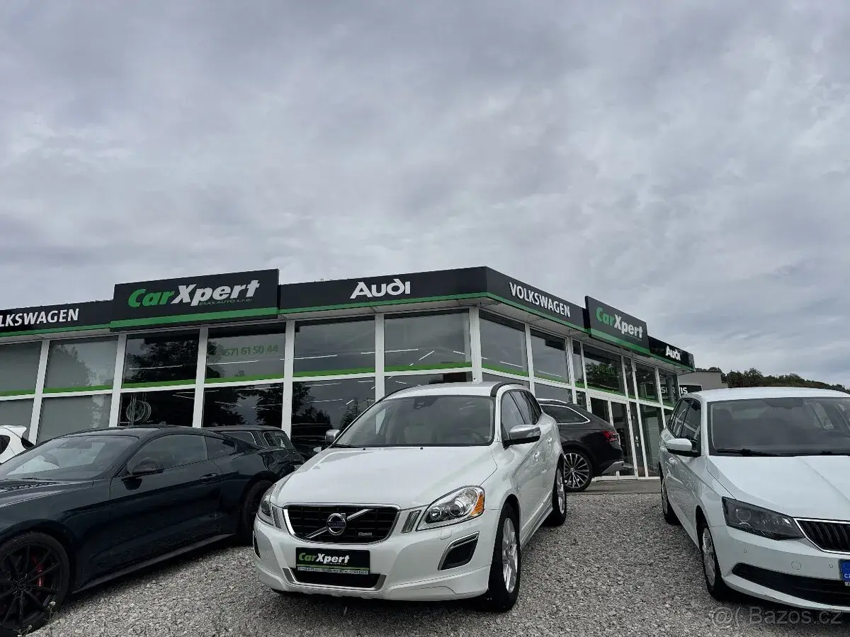 Volvo XC60 – 2012, 294 305 km