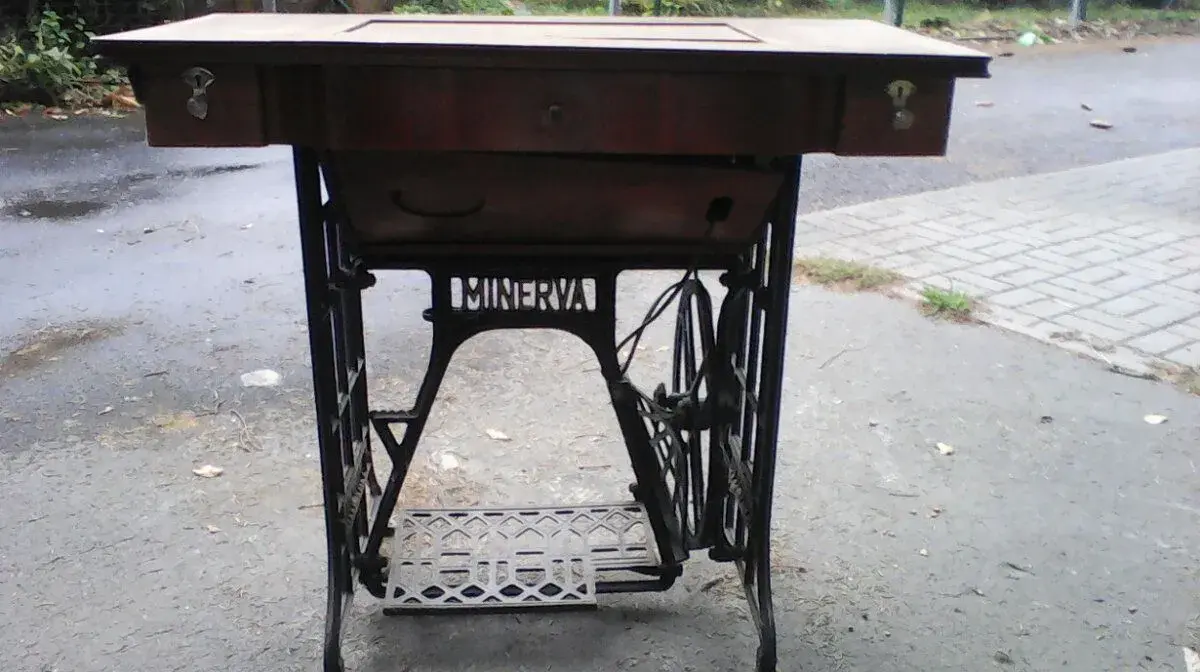 Šicí stroj