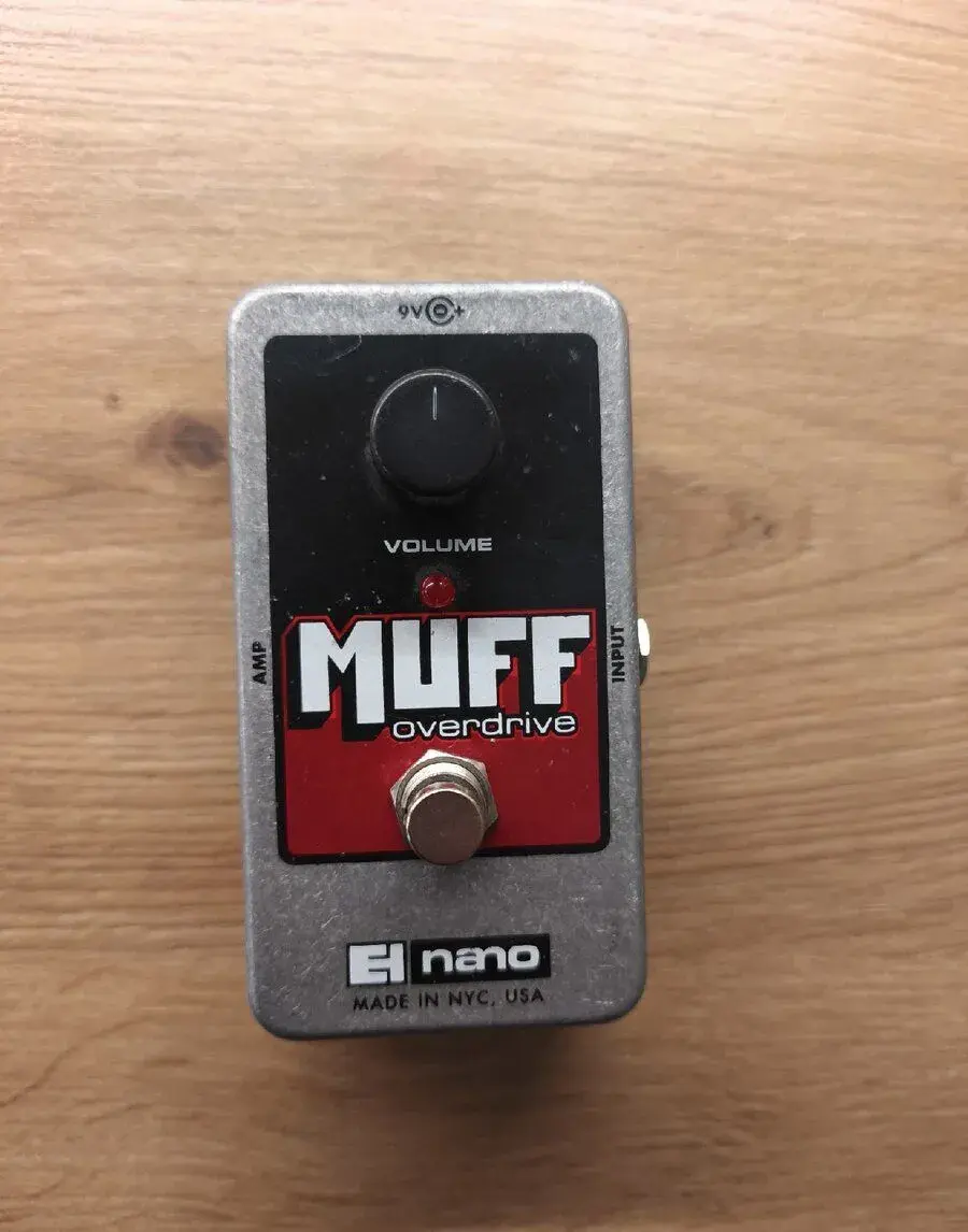 Electro-Harmonix Nano Muff Overdrive – kytarový efekt
