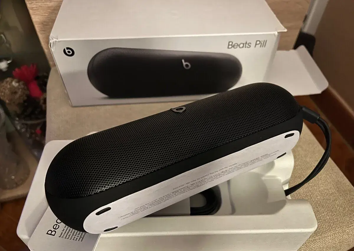 Apple Beats Pill 2024
