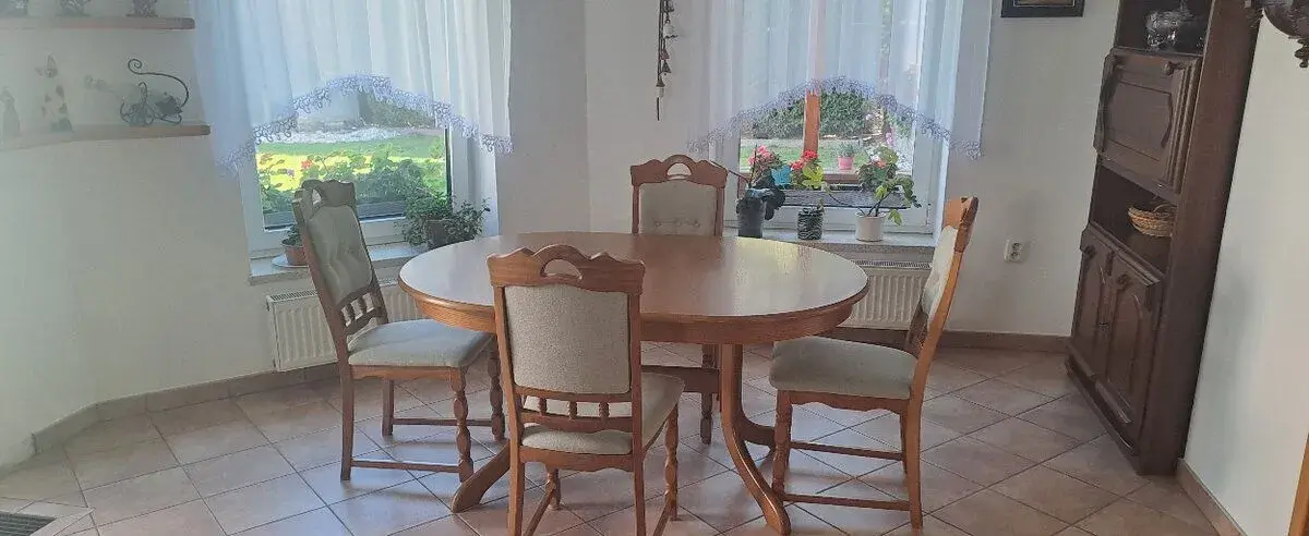 jídelní set
