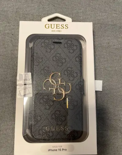Obal i phone 15pro - Guess