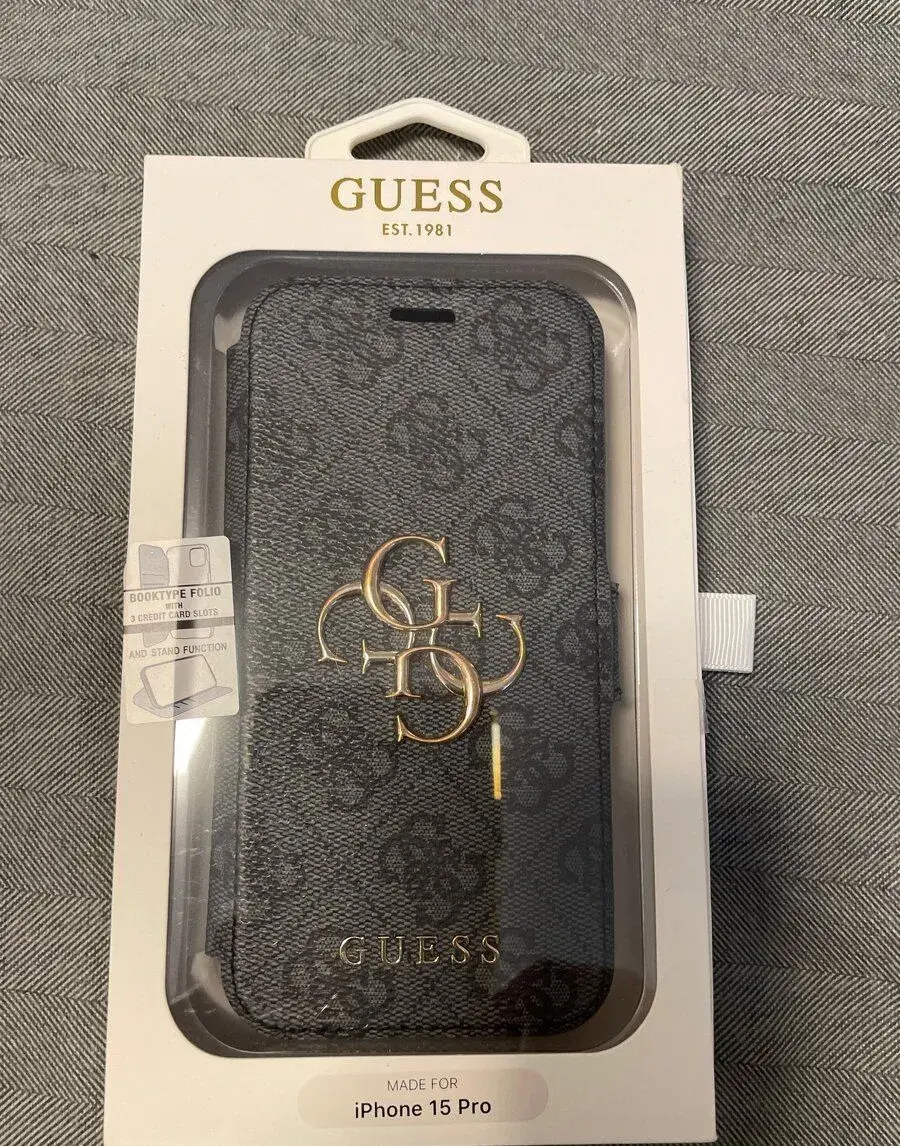 Obal i phone 15pro - Guess