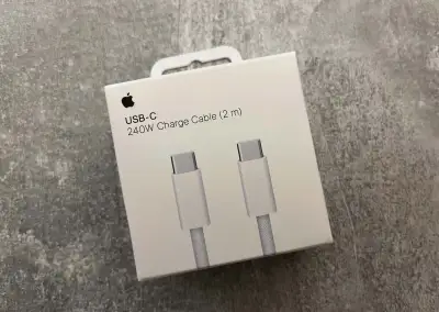 Nabíjecí kabel na iPhone USB C