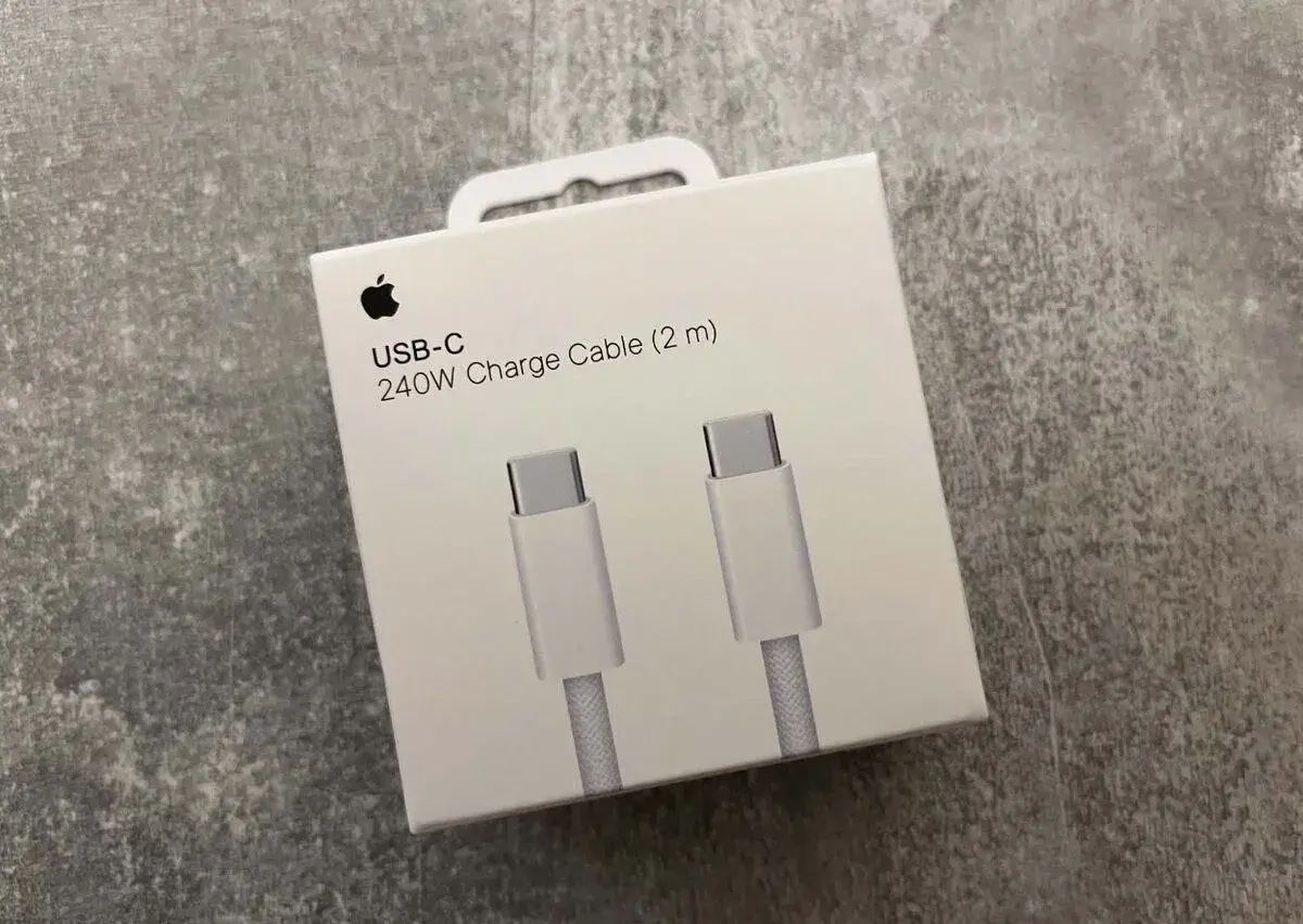Nabíjecí kabel na iPhone USB C