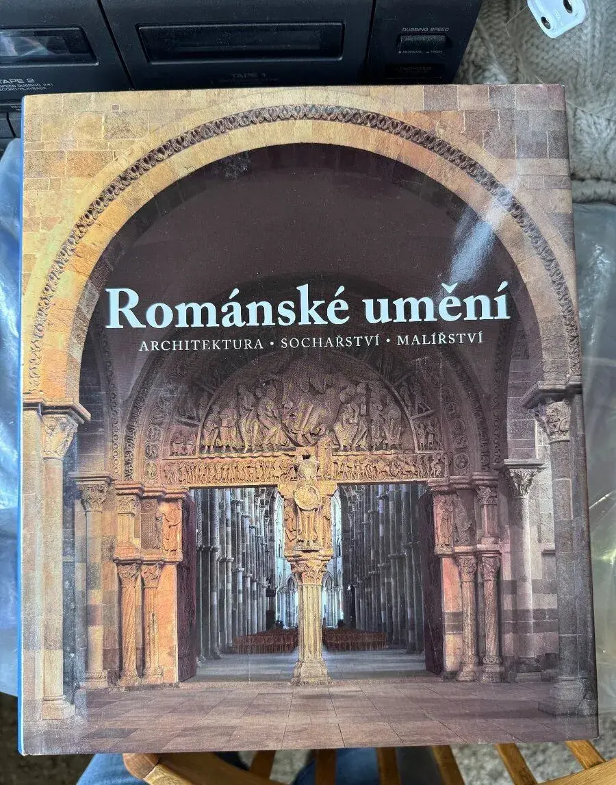 Románské umění architektura, sochařství, malířství