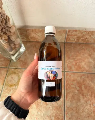Parfém do svíček