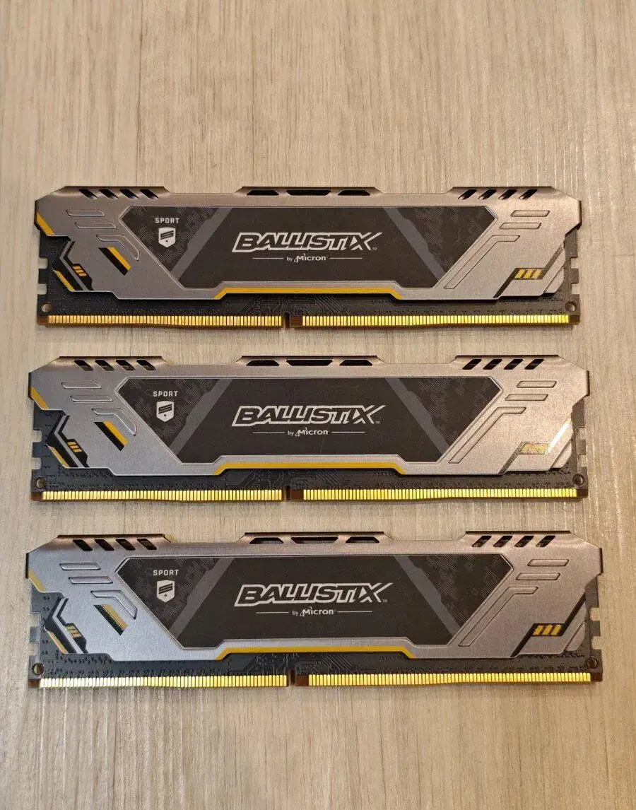 24GB DDR4 CRUCIAL BALLISTIX SPORT 3000Mhz (3x8GB)