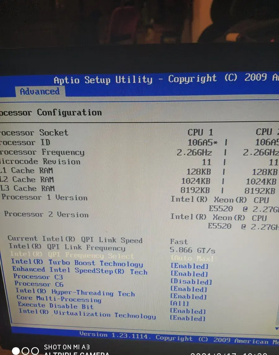 Servery, 10ks, Intel (dual) Xeon, 15k SAS disky / SATA
