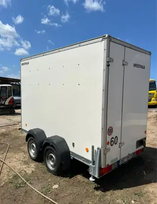 Skříňový přívěs westfalia werke