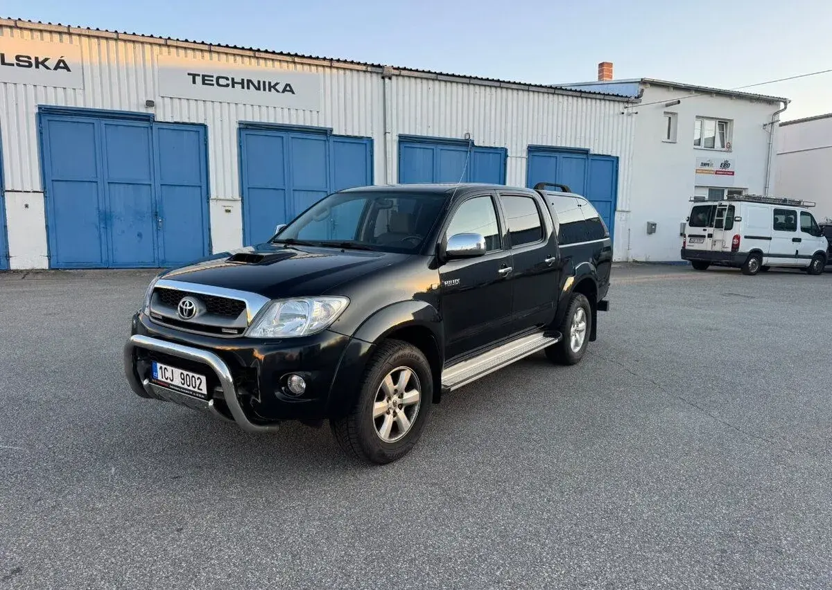 Toyota Hilux – 2011, 83 000 km