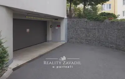 Prodej garážového stání 13 m², Praha - Kyje, ev.č. 01446