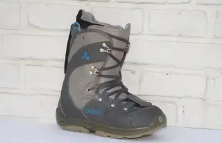 Dětské snowboardové boty 39 Burton vel. 24,5 (5,5UK ; 39EU),