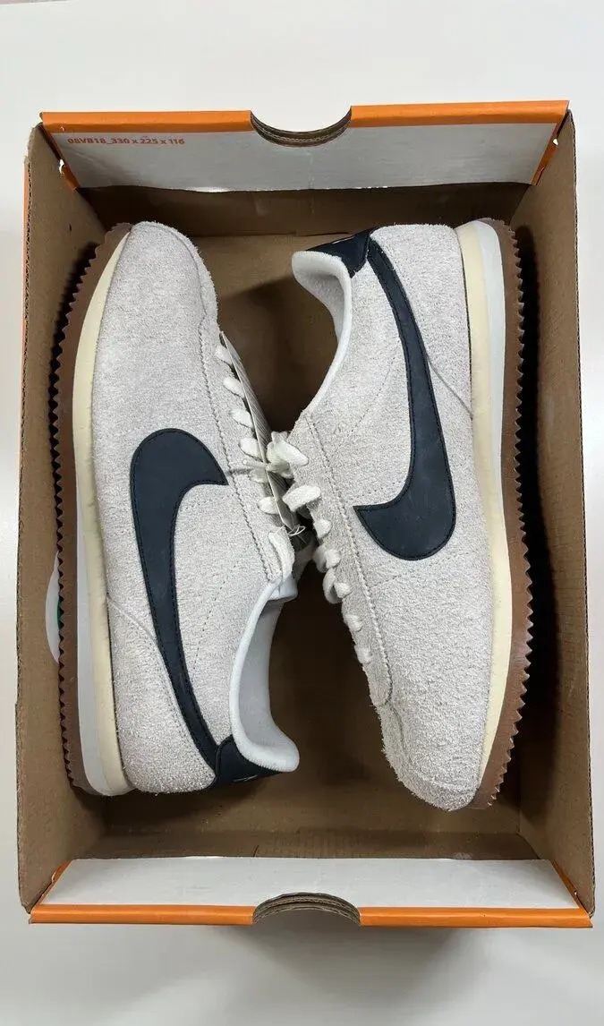 W Nike cortez VNTG summit white/black/muslin UNISEX