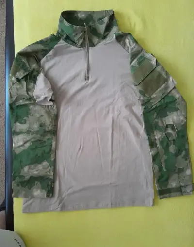 NOVÝ UBACS ATACS FG vel.3XL