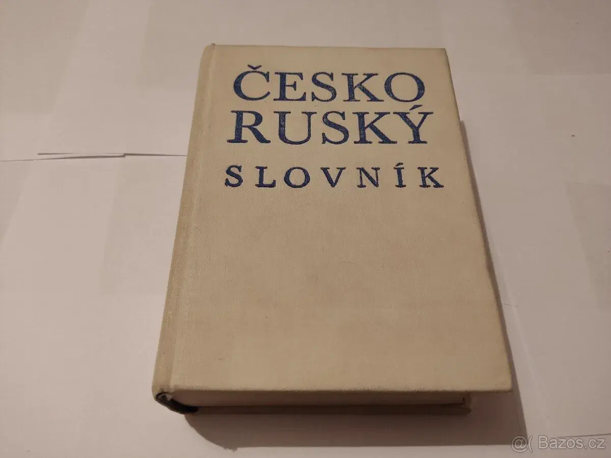 Česko-ruský slovník (1968)