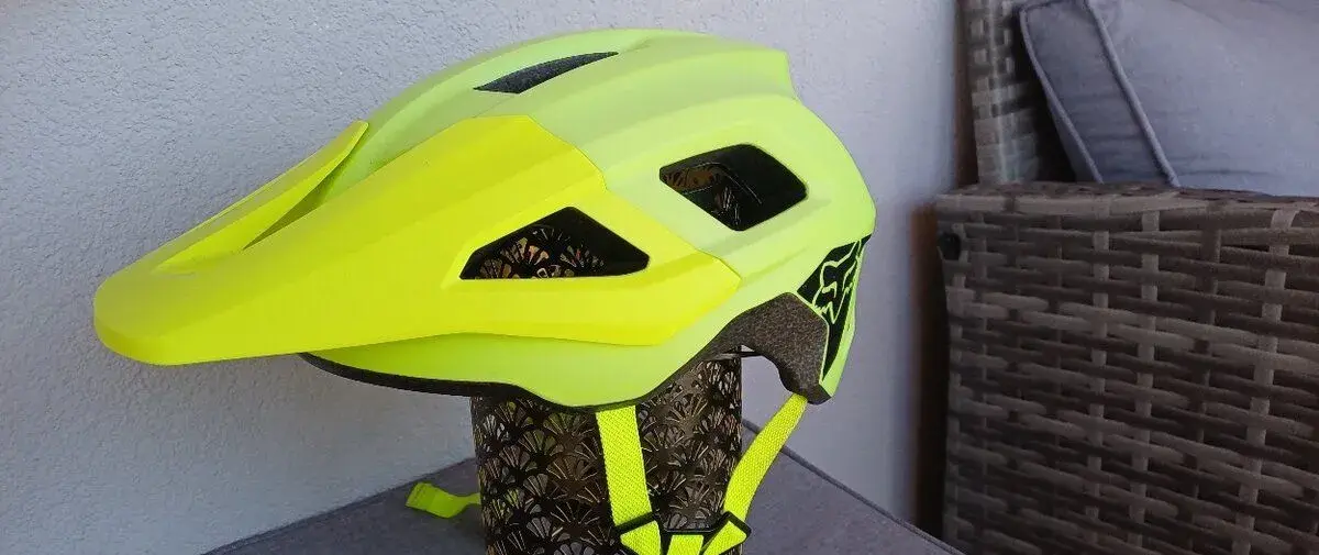 Cyklistická helma Fox Mainframe Mips