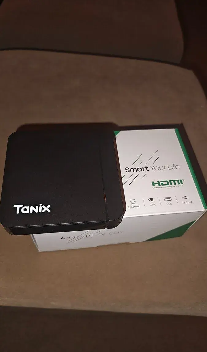 Android TV Box Tanix W2