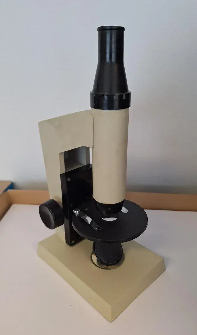 Mikroskop Meopta AZ 10