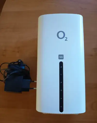 5G modem/router TP-Link Aginet NX510v (O2 5G Box).