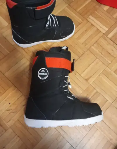 snowboardové boty Wedze, vel. 40, stélka 25,5 cm