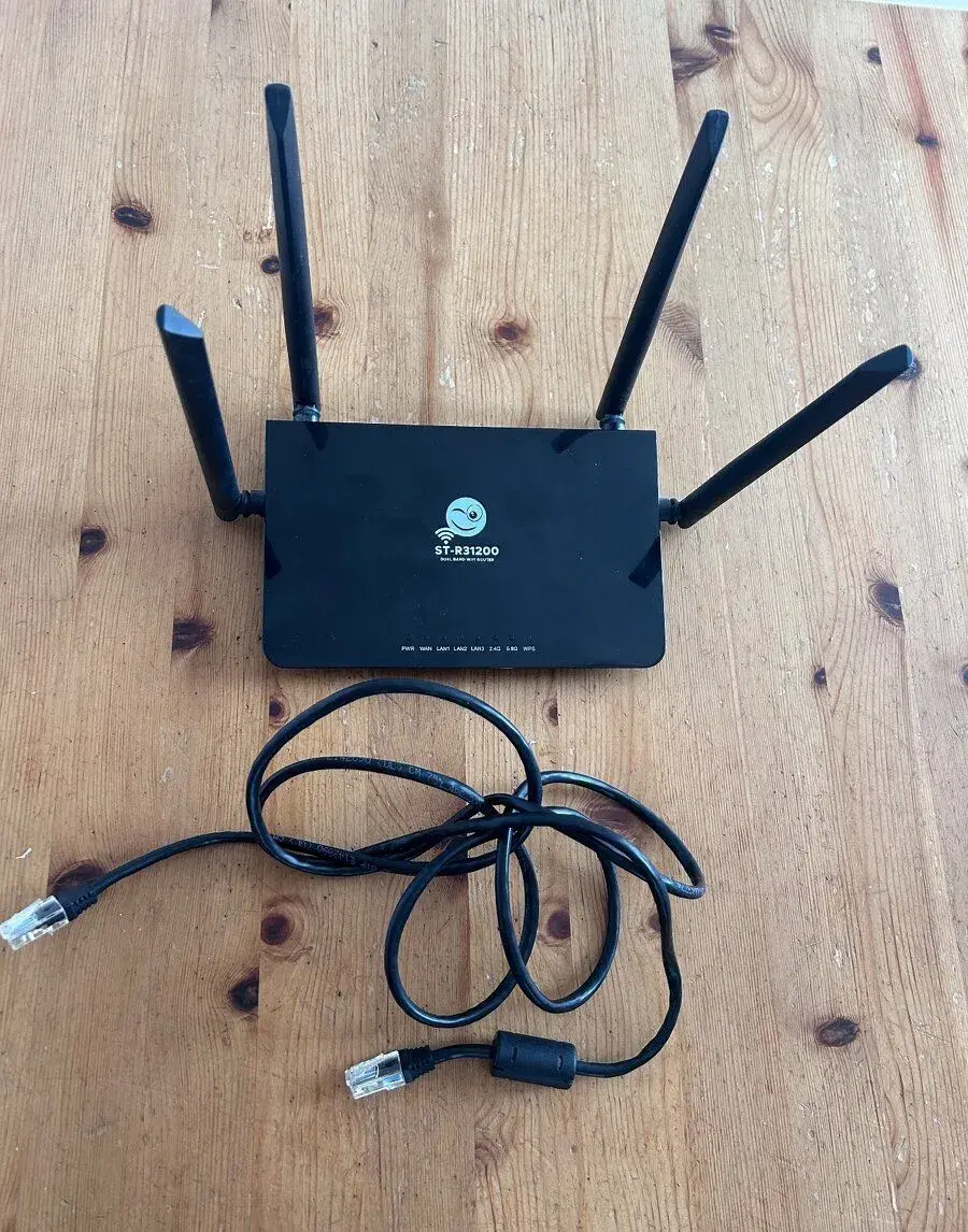 Router ST-R 31220