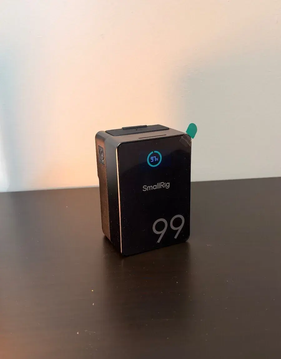 SmallRig VB99 Pro Mini V-Mount baterie (99Wh, 100W PD), jako