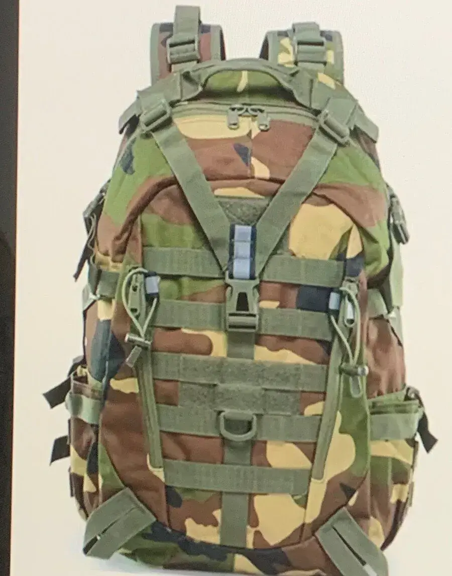 batoh camuflage , cca 35L