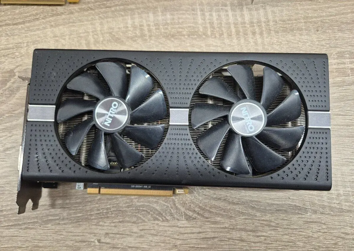 Grafická Karta Sapphire NITRO+ Radeon RX 570