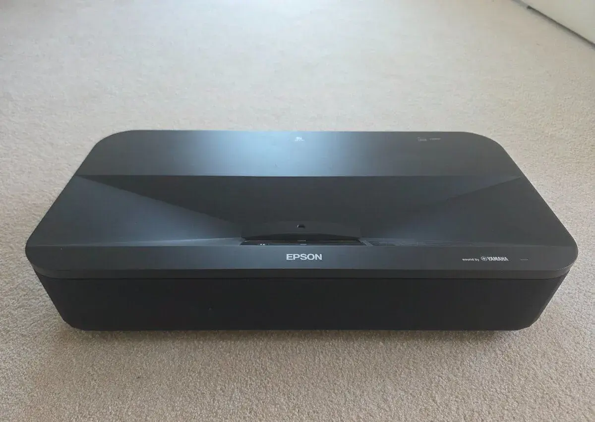 Epson EH-LS800B