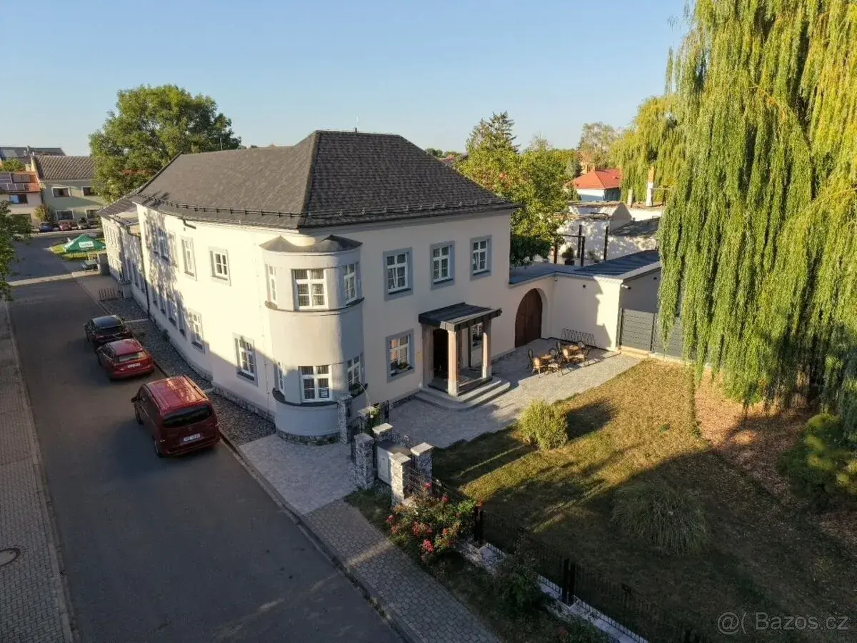 Prodej ubytovacího zařízení 690 m² Hněvotín