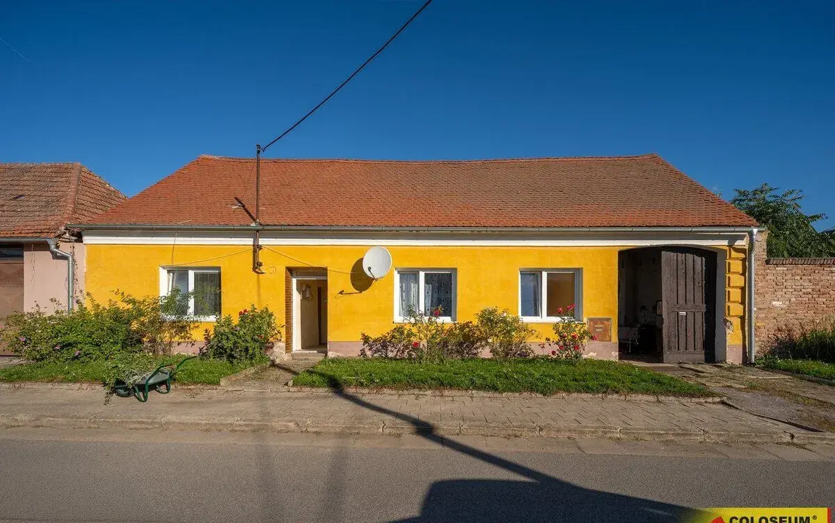 Dyjákovice, RD 3+1, zahrada - rodinný dům, ev.č. E1348B095