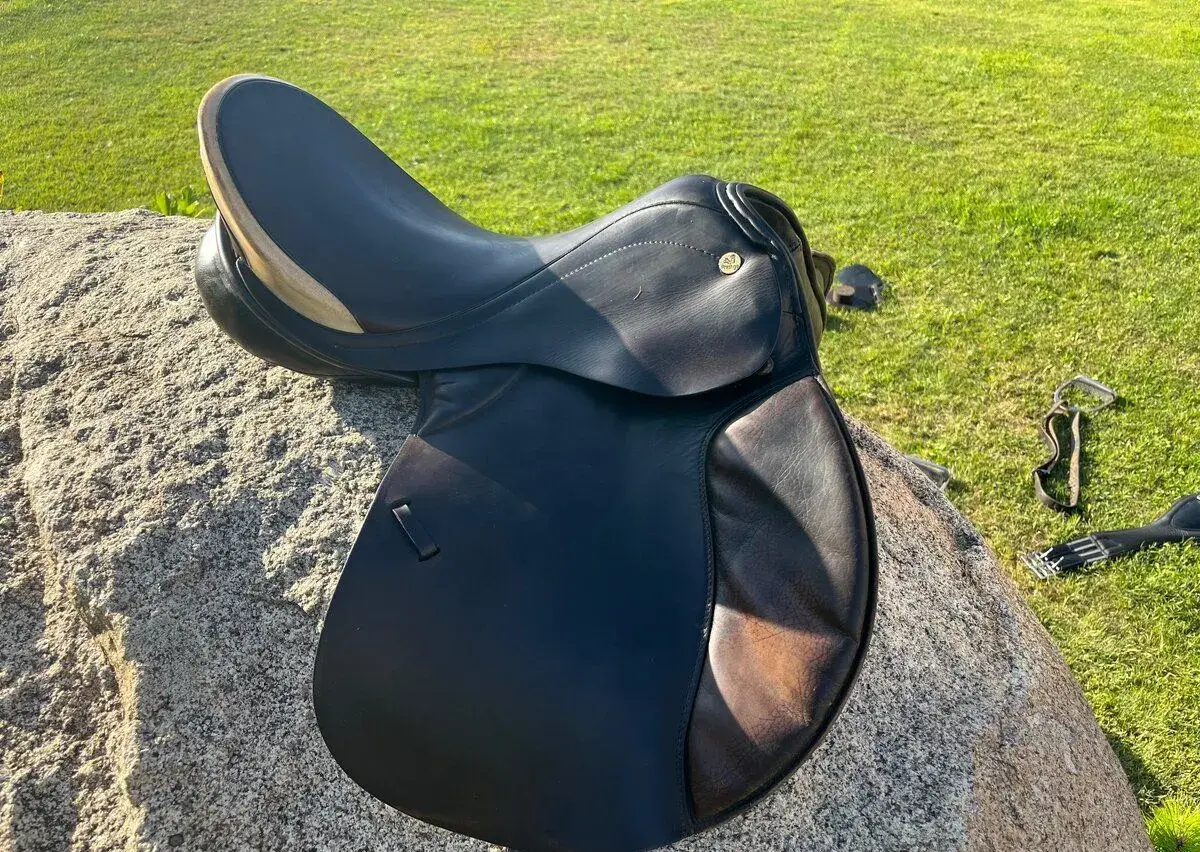 Jezdecké sedlo PRESTIGE VENEZIA