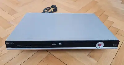 DVD rekordér Philips DVDR3450H + 30 DVD