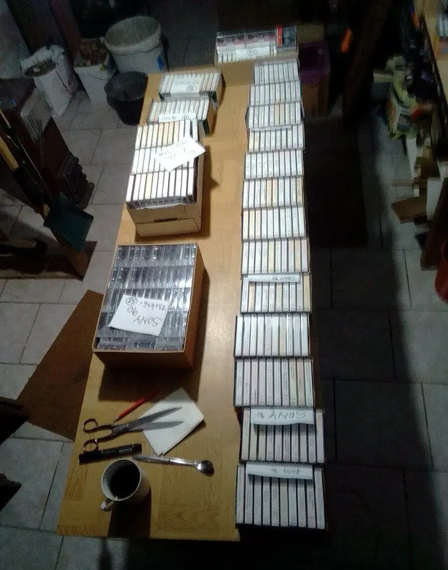 600 MC KAZET - 90, pos.I. po 35,-Kč