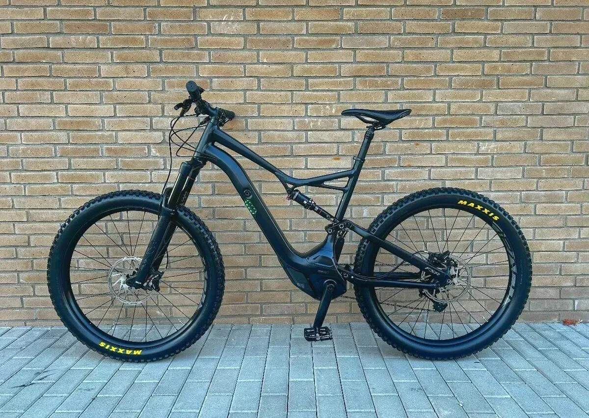 Elektrokolo Specialized Turbo Levo / XL / 27,5" / 575 km