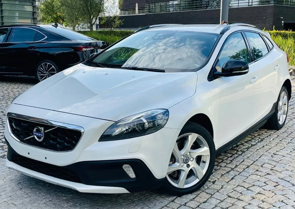 Volvo V40 – 2015, 154 571 km